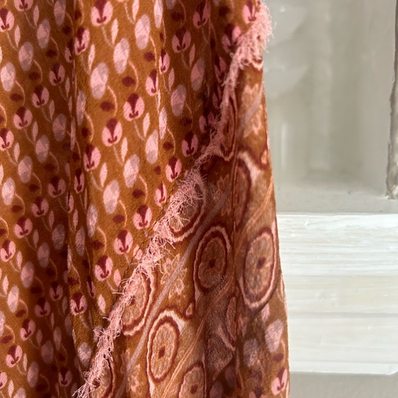 Guess Camisole Tank Top - Picture 6 of 10